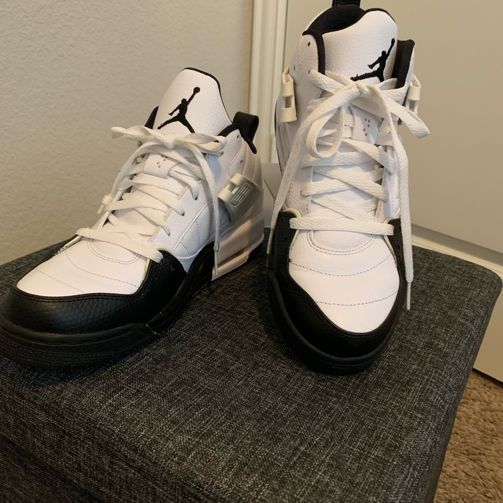Air Jordan Flight 45/Black & White/Size 10